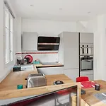 L\'Elegance Du 11Eme - Grand Studio Refait A Neuf